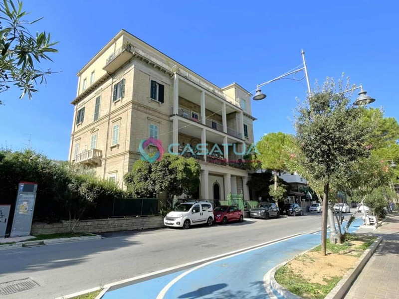 Appartamento in Vendita a Silvi, 190'000€, 116 m²