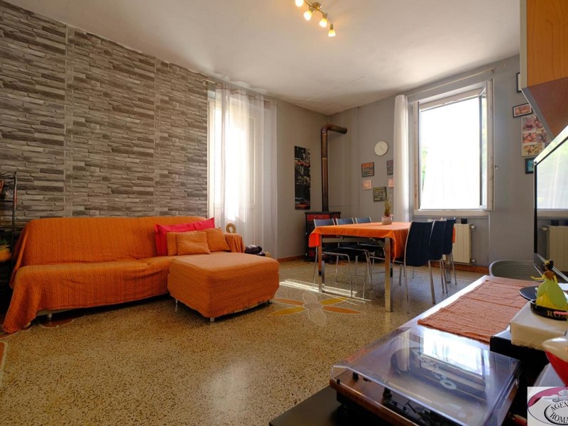 Appartamento in Vendita a Sassello, 98'000€, 120 m²