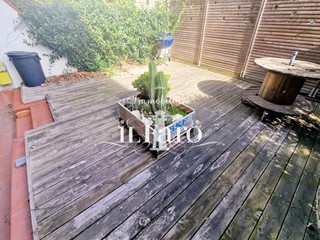 Casa Indipendente in Vendita a Campi Bisenzio, zona San Donnino, 359'000€, 130 m², con Box