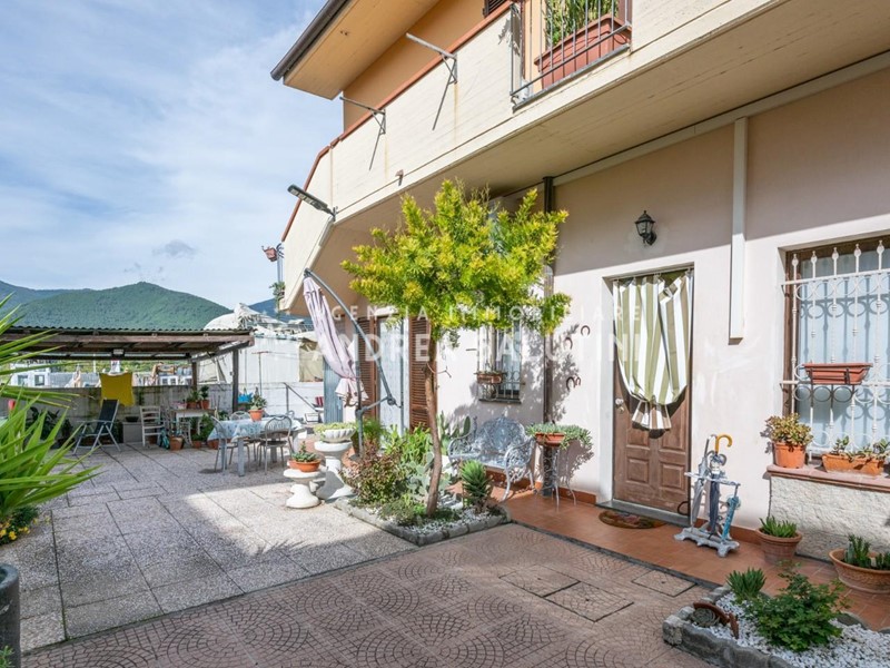 Villetta a schiera in Vendita a Bientina, 289'000€, 150 m², arredato, con Box