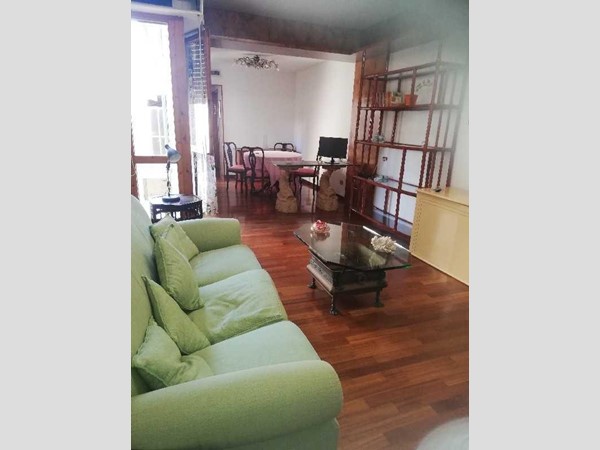 Appartamento in Vendita a Viareggio, 390'000€, 80 m², arredato