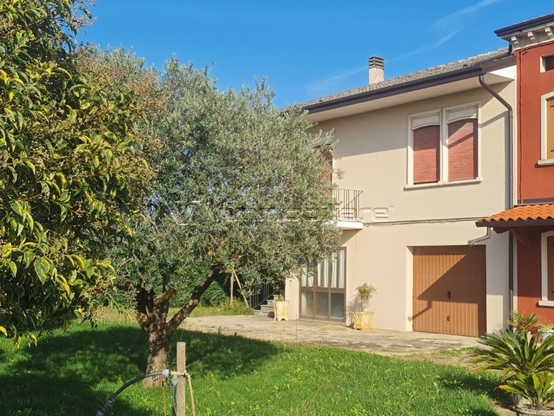 Casa Semi Indipendente in Vendita a Sossano, 110'000€, 175 m², con Box