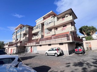 Trilocale in Vendita a Gravina di Catania, 45'000€, 65 m²