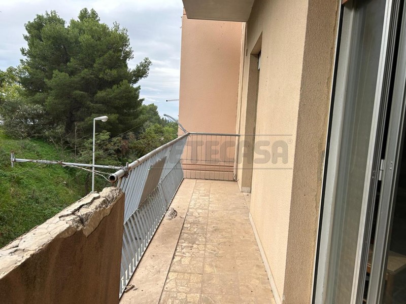 Quadrilocale in Vendita a Caltanissetta, 35'000€, 108 m²