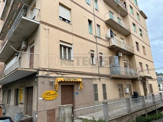 Quadrilocale in Vendita a Caltanissetta, 35'000€, 108 m²