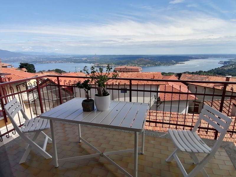 Trilocale in Affitto a Nebbiuno, zona Fosseno , 600€, 80 m²