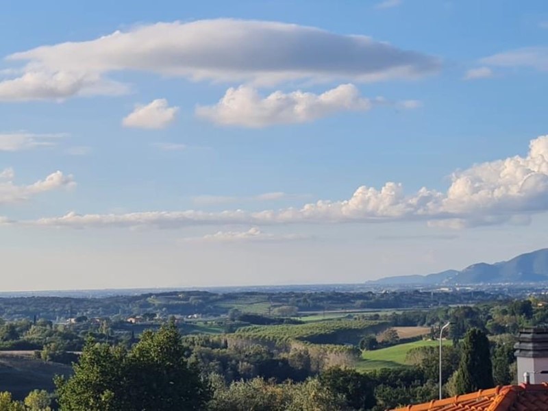 Appartamento in Vendita a Capannoli, zona San Pietro In Belvedere, 138'000€, 130 m², con Box