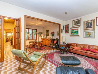 Appartamento in Vendita a Pontedera, 280'000€, 170 m², arredato