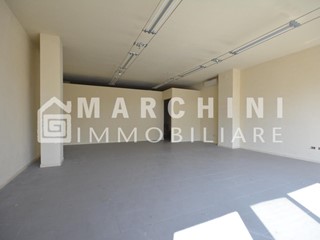 Immobile commerciale in Vendita a Lucca, zona San Marco, 120'000€, 90 m²