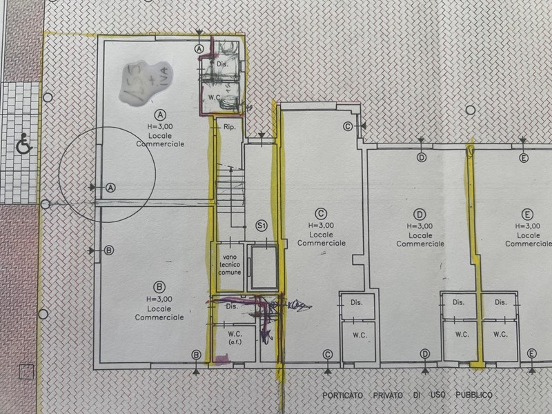 Immobile commerciale in Affitto a Capraia e Limite, zona Limite, 1'000€, 100 m²