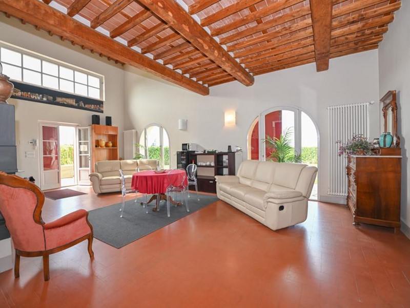 Villetta a schiera in Vendita a San Giuliano Terme, zona Orzignano, 849'000€, 400 m², con Box