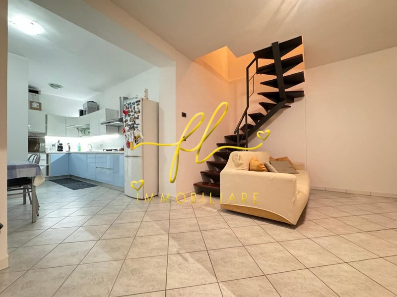 Casa Indipendente in Vendita a Collesalvetti, zona Vicarello, 155'000&euro;, 85 m², arredato