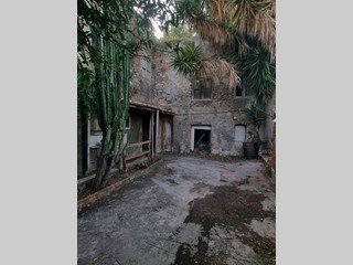 Casa Indipendente in Vendita a Milazzo, 235'000€, 240 m²