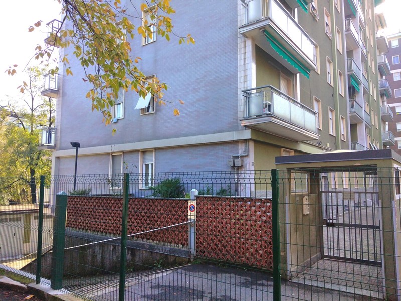 Bilocale in Vendita a Cusano Milanino, 140'000€, 65 m²
