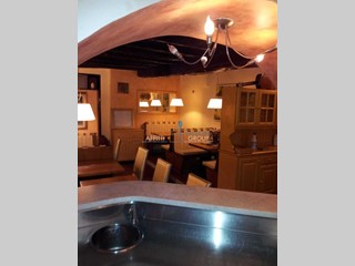 Immobile commerciale in Vendita a Carrara, 75'000€, 70 m²