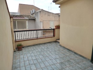 Casa Indipendente in Affitto a Ragusa, zona Marina Di Ragusa, 700€, 100 m², arredato
