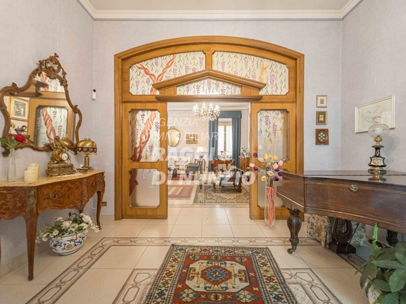 Appartamento in Vendita a Frascati, 695'000&euro;, 360 m²