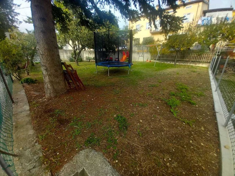 Casa Indipendente in Vendita a Pennabilli, zona Maciano, 95'000&euro;, 322 m², con Box