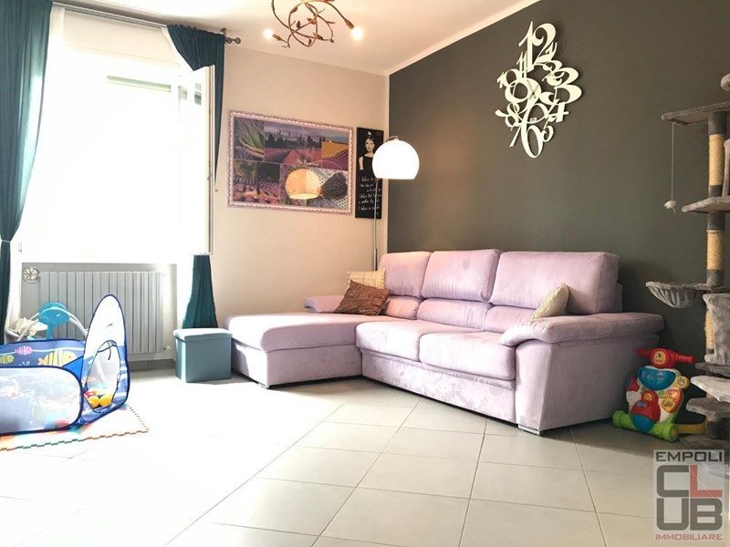 Quadrilocale in Vendita a Empoli, 198'000€, 85 m², con Box