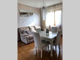 Attico in Vendita a Cascina, 130'000€, 70 m², arredato