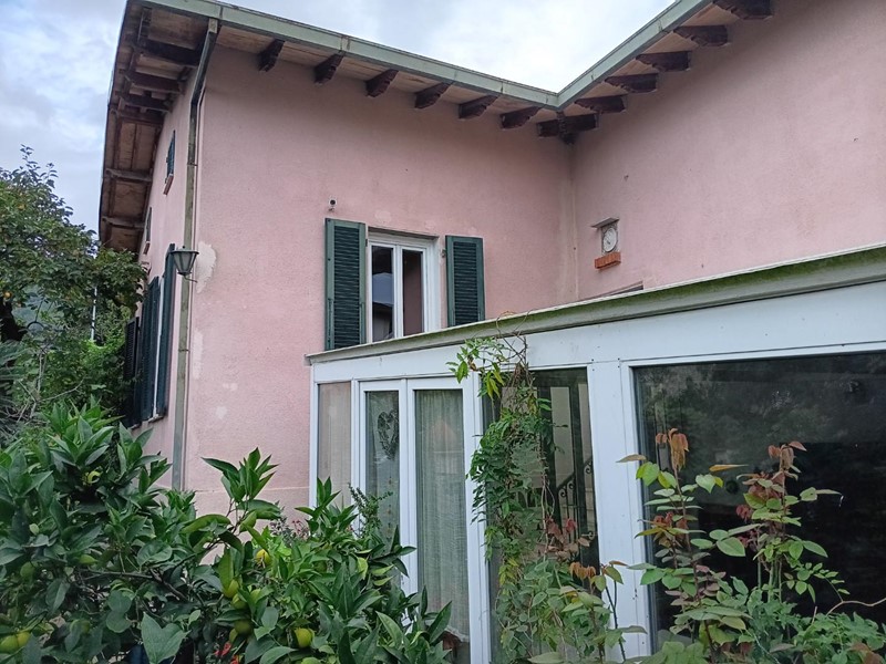 Casa Indipendente in Vendita a Massa, zona Turano, 420'000&euro;, 115 m², arredato