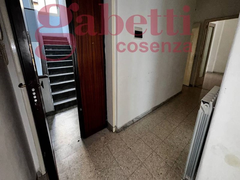 Trilocale in Vendita a Cosenza, 160'000€, 135 m²