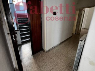 Trilocale in Vendita a Cosenza, 160'000€, 135 m²