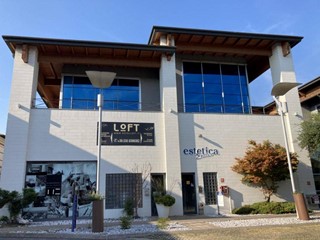 Immobile commerciale in Vendita a Manerbio, 675'000€, 1050 m²