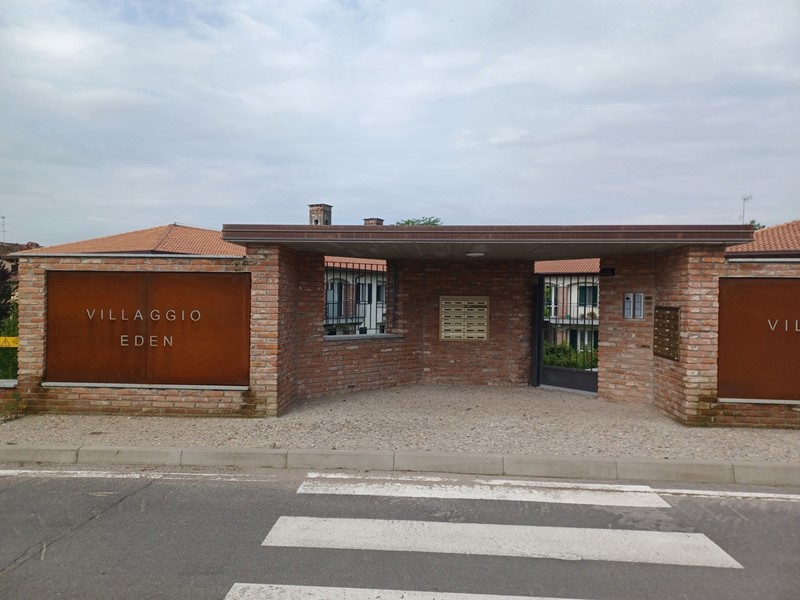 Trilocale in Vendita a Cuggiono, 250'000€, 81 m²