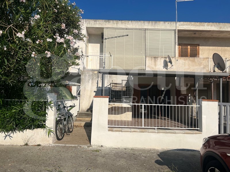 Bilocale in Vendita a Falconara Albanese, 28'000€, 32 m², arredato