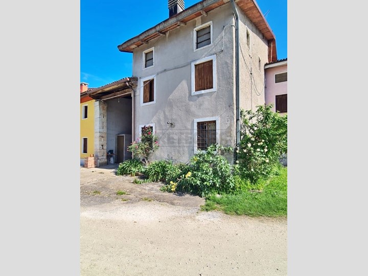 Rustico in Vendita a Arzignano, 59'000€, 200 m²