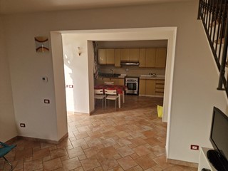 Appartamento in Vendita a Perugia, 108'000€, 90 m²