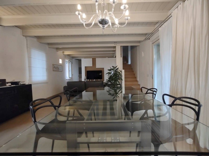 Casa Semi Indipendente in Affitto a Fano, 1'200€, 110 m², arredato
