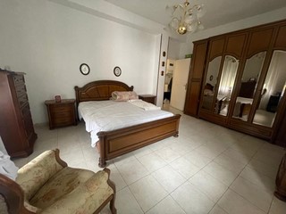 Quadrilocale in Vendita a Carrara, zona Fossola, 140'000€, 80 m², arredato