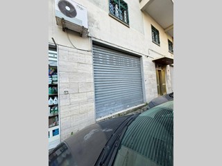 Immobile commerciale in Affitto a Torre Annunziata, 450€, 33 m²