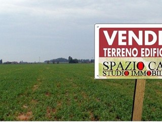 Casa Indipendente in Vendita a Vaiano, 110'000€, 500 m²