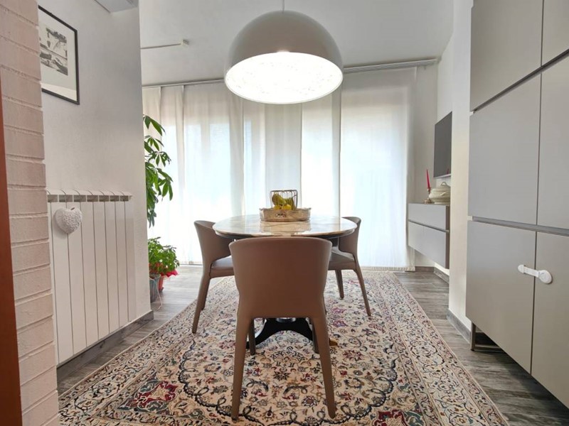 Casa Indipendente in Vendita a Santa Croce sull'Arno, 300'000€, 182 m²