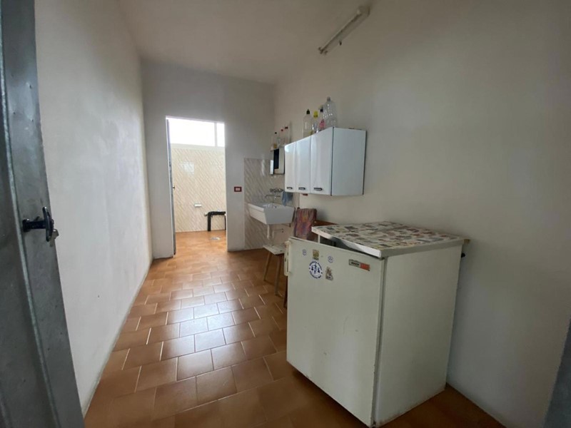 Capannone in Vendita a Garlasco, 200'000€, 500 m²