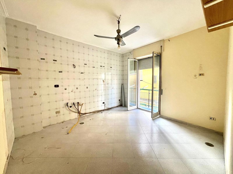 Trilocale in Vendita a Pozzuoli, 115'000€, 55 m²