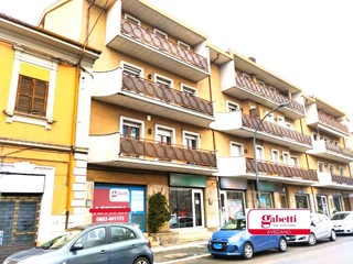 Negozio in Vendita a Avezzano, 69'000€, 60 m²