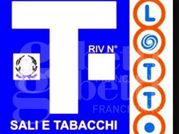 Attività commerciale in Vendita a Cavarzere, 30 m²