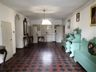 Casa Indipendente in Vendita a Russi, zona Pezzolo, 540'375€, 500 m²