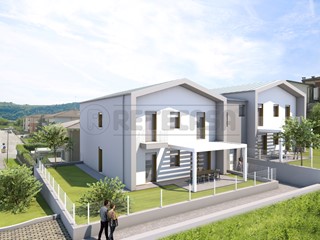 Appartamento in Vendita a Trissino, 157 m², con Box