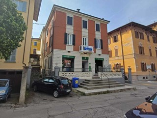 Appartamento in Vendita a Fornovo di Taro, 198'000&euro;, 192 m²