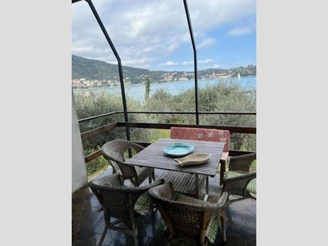Casa Indipendente in Vendita a Portovenere, 1'600'000€, 220 m², arredato
