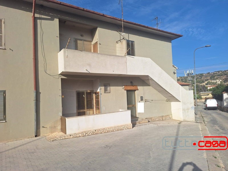 Trilocale in Vendita a Scicli, 78'000€, 