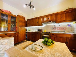 Trilocale in Vendita a Terracina, 219'000€, 85 m², arredato