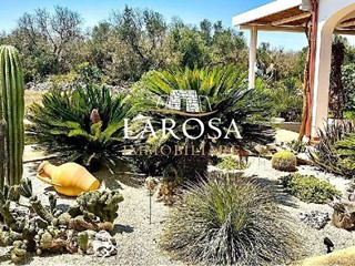 Casa Indipendente in Vendita a Melendugno, 390'000&euro;, 217 m²