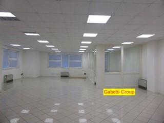 Ufficio in Affitto a Silea, 1'400€, 140 m²