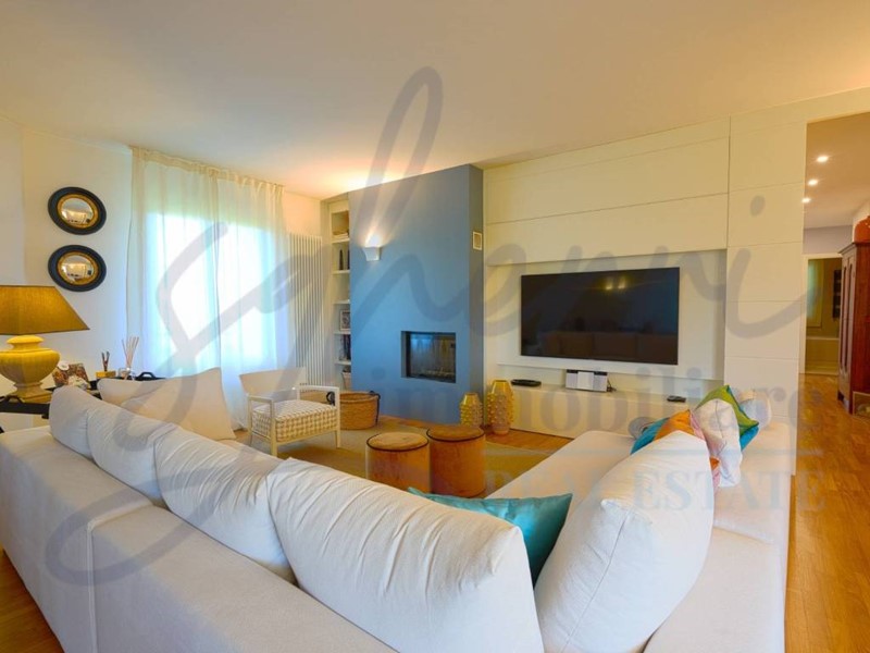 Appartamento in Vendita a Fucecchio, 350'000€, 165 m², arredato